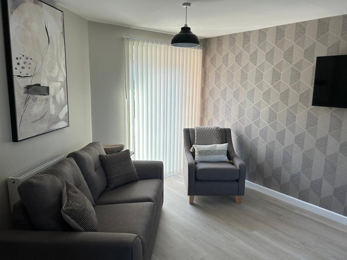 Chapel Court Apartments Cannock Exterior photo